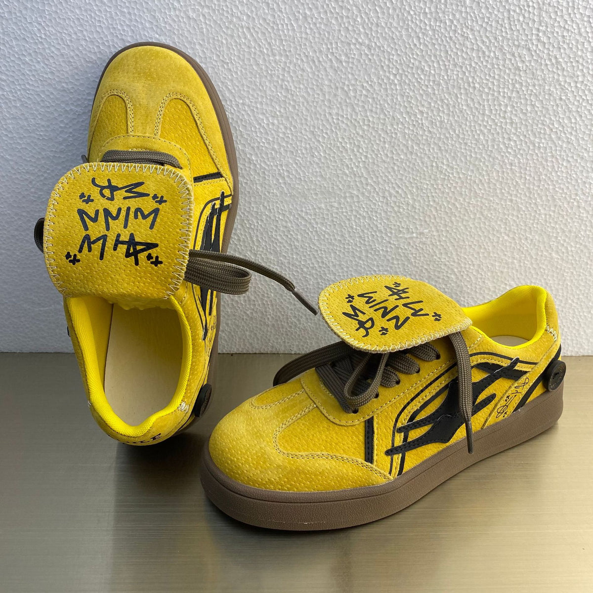 Baskets femme en cuir rétro - vue latérale - Ma boutique & co