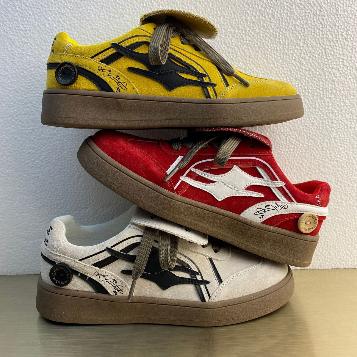 Baskets femme en cuir rétro beige - vue principale - Ma boutique & co