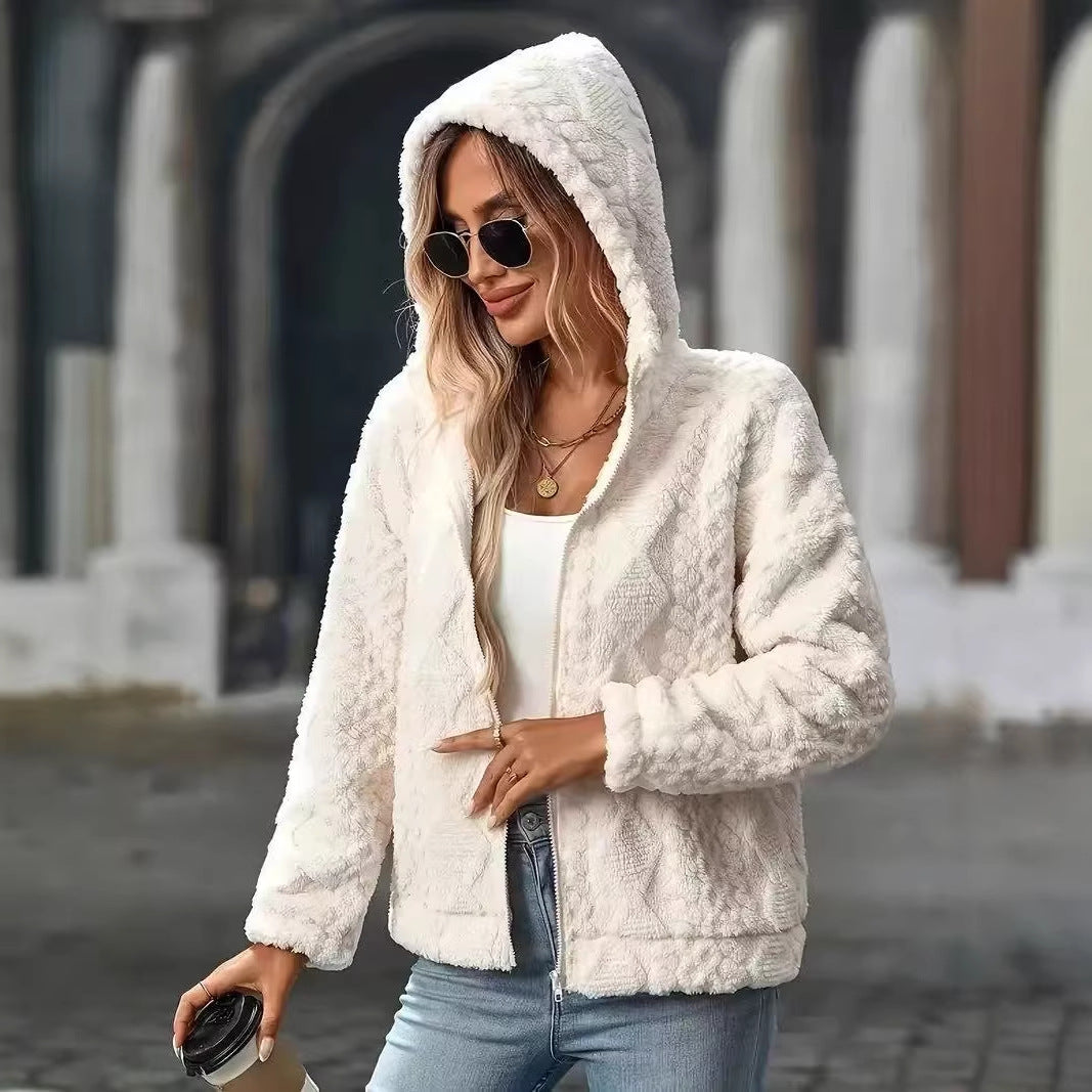 Cardigan femme capuche polaire porté - Ma boutique & co