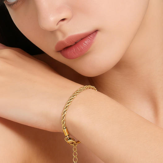 Bracelet torsé finition argentée - Ma boutique & co