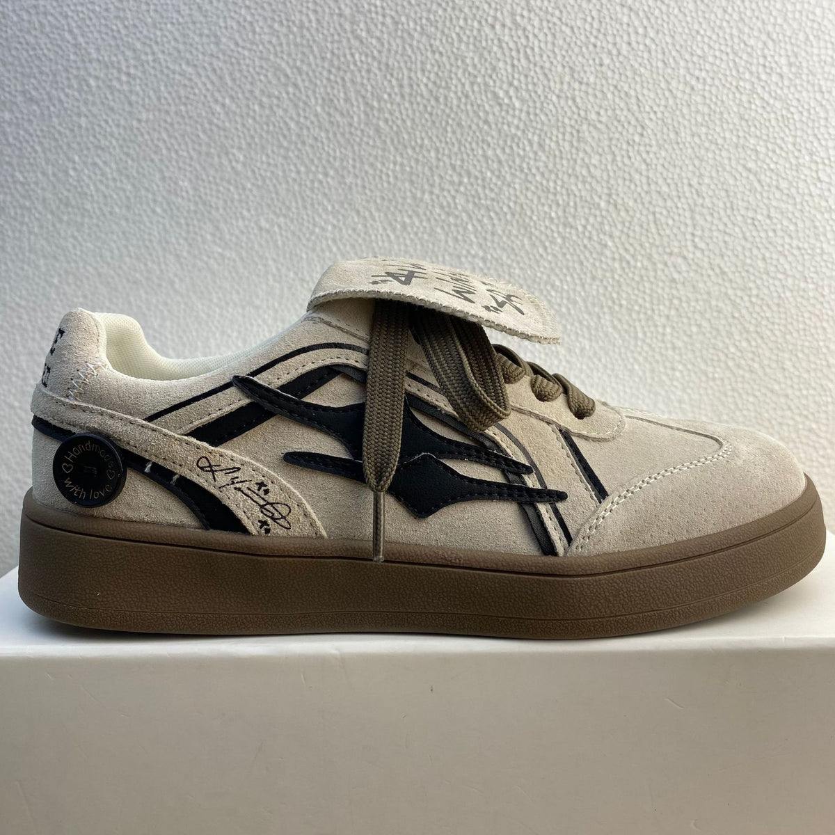 Baskets femme en cuir rétro - détail semelle - Ma boutique & co